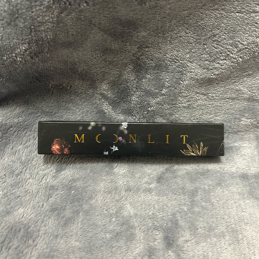 Moonlit by Mikaela Primed For The Night eyeshadow primer